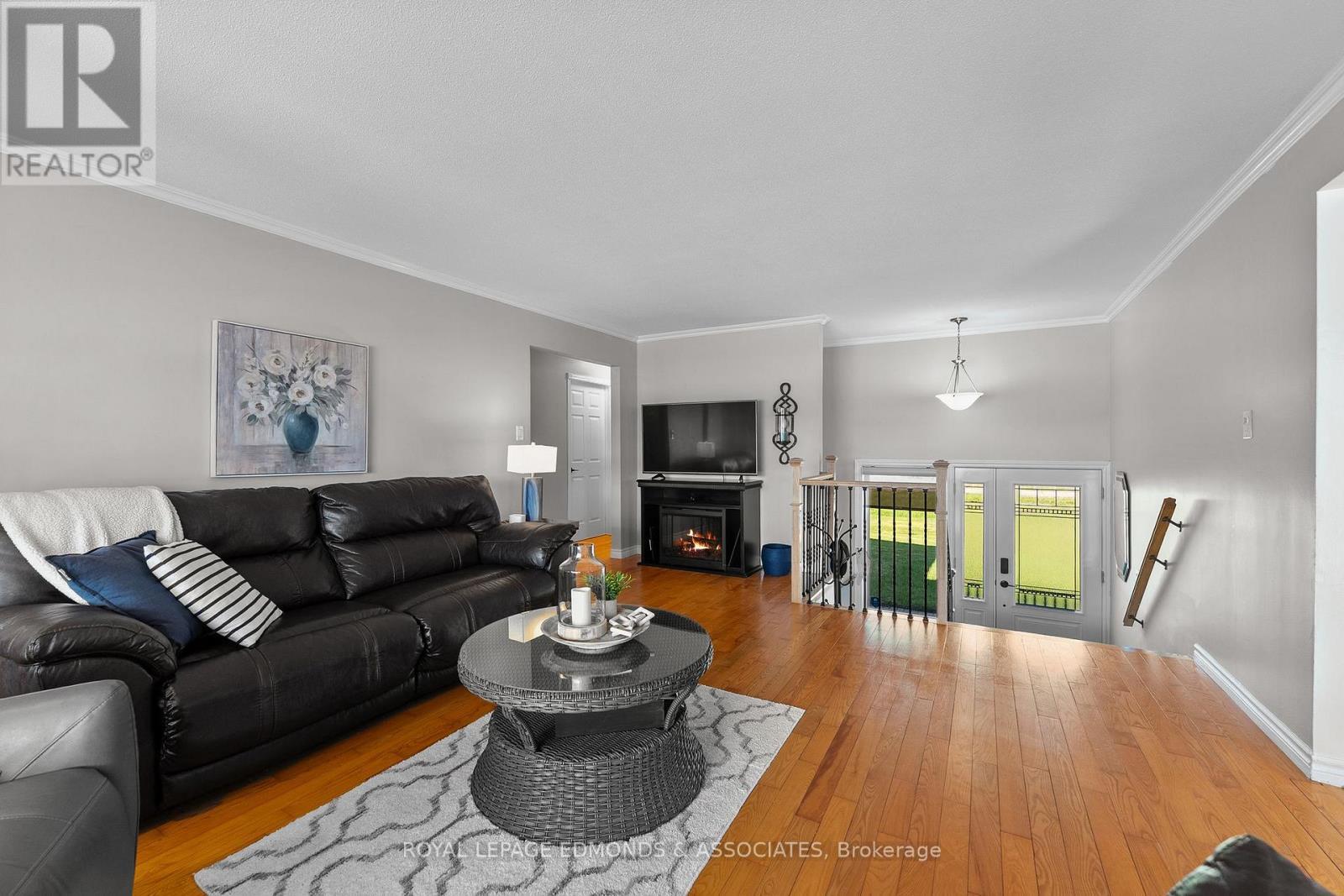 












160 LACROIX BAY ROAD

,
Whitewater Region,




Ontario
K0J2L0

