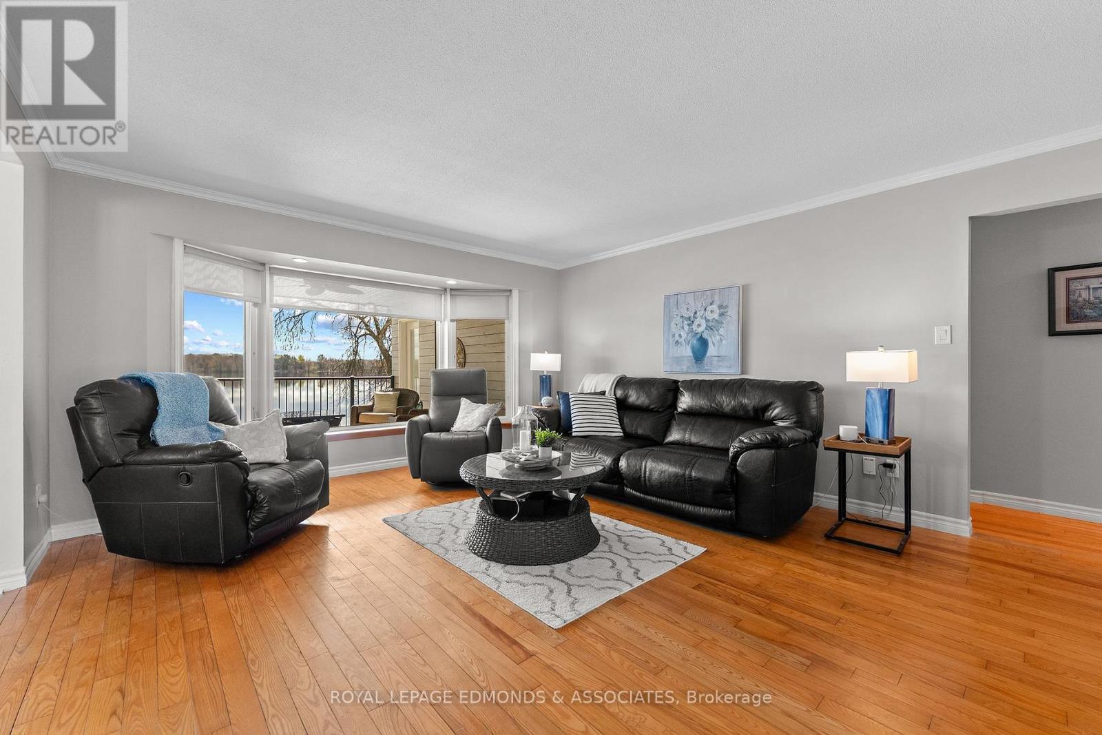 












160 LACROIX BAY ROAD

,
Whitewater Region,




Ontario
K0J2L0

