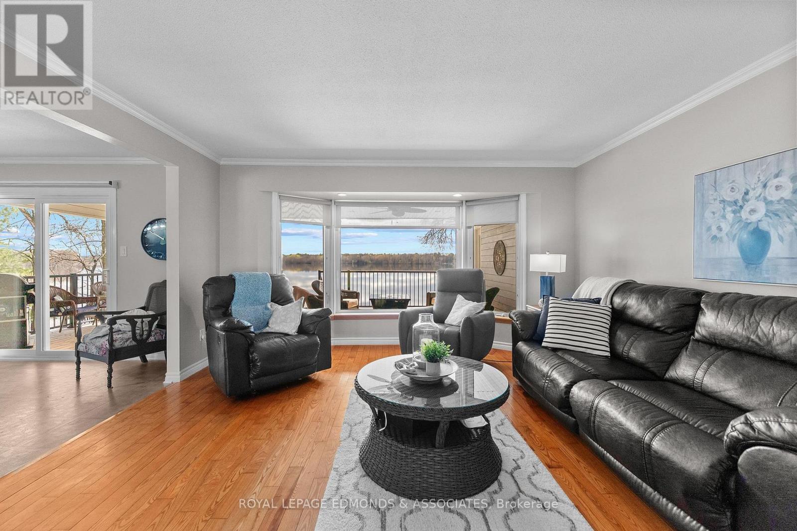 












160 LACROIX BAY ROAD

,
Whitewater Region,




Ontario
K0J2L0

