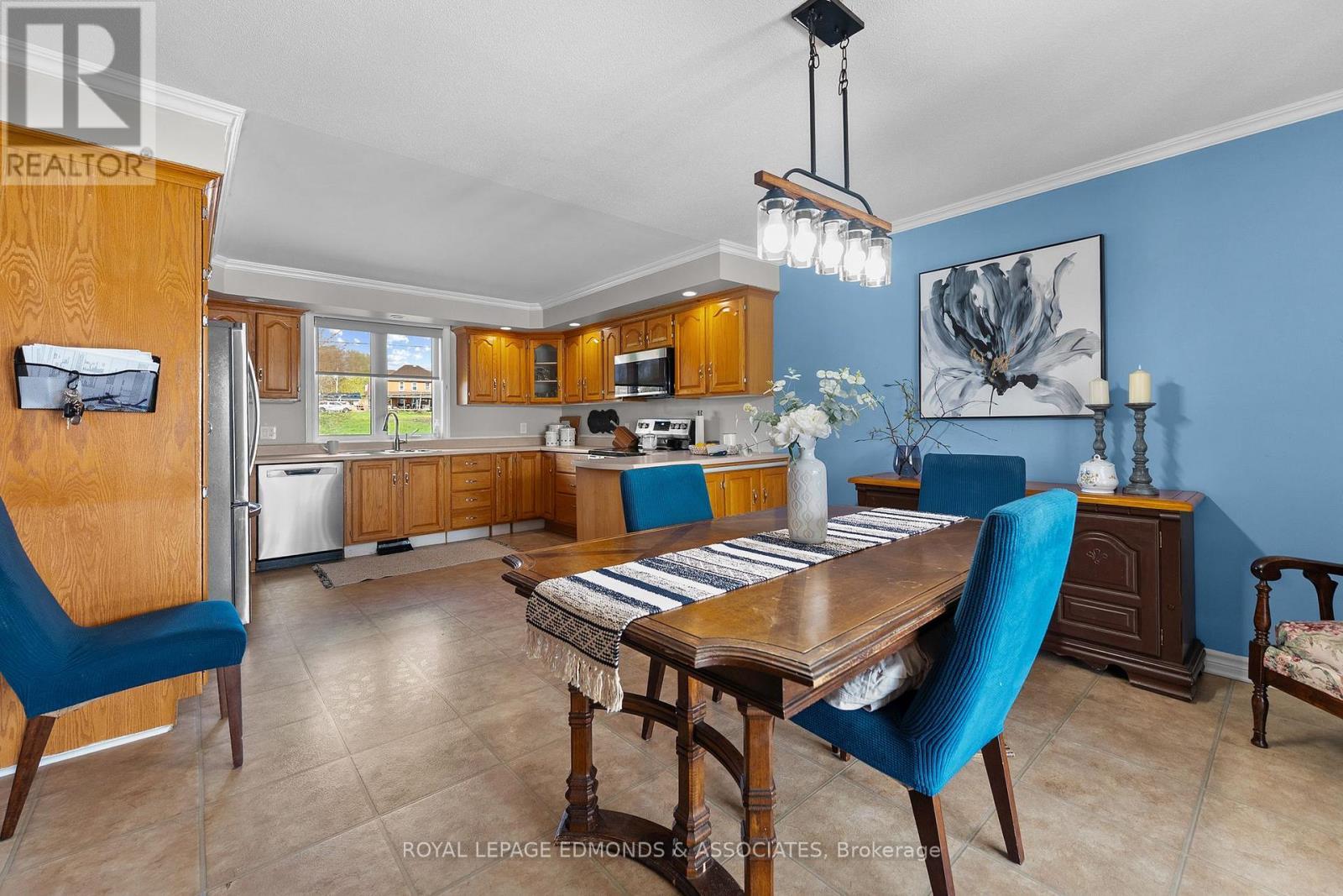 












160 LACROIX BAY ROAD

,
Whitewater Region,




Ontario
K0J2L0

