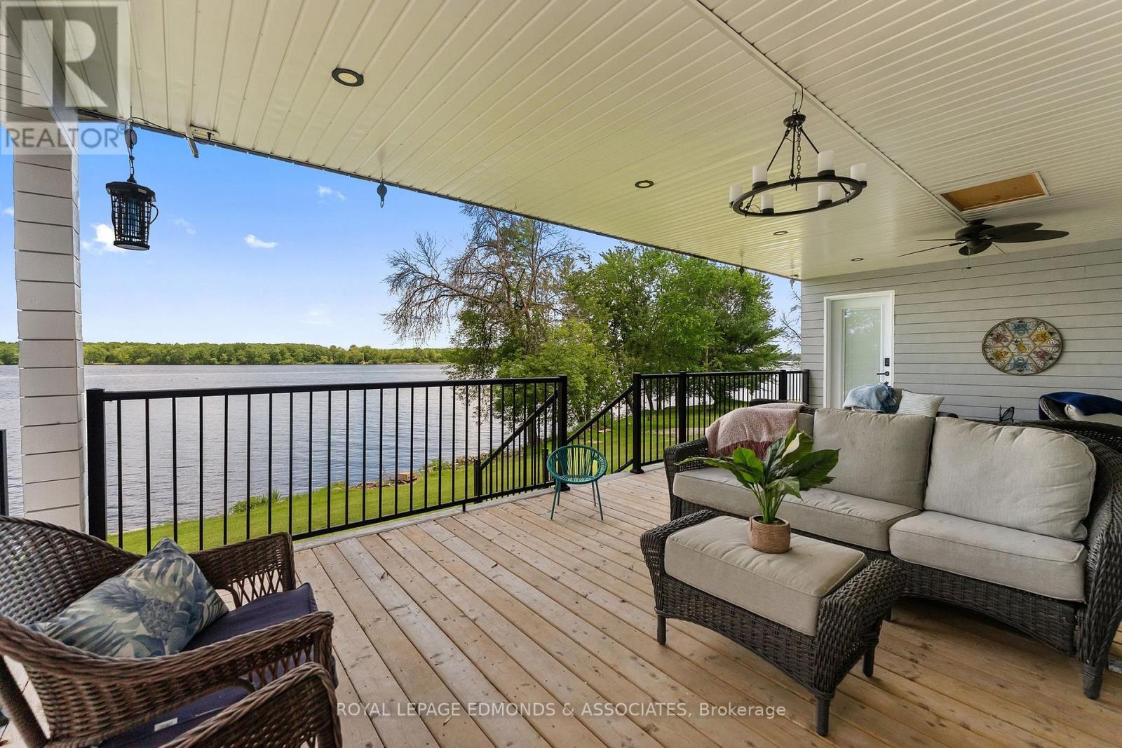 












160 LACROIX BAY ROAD

,
Whitewater Region,




Ontario
K0J2L0

