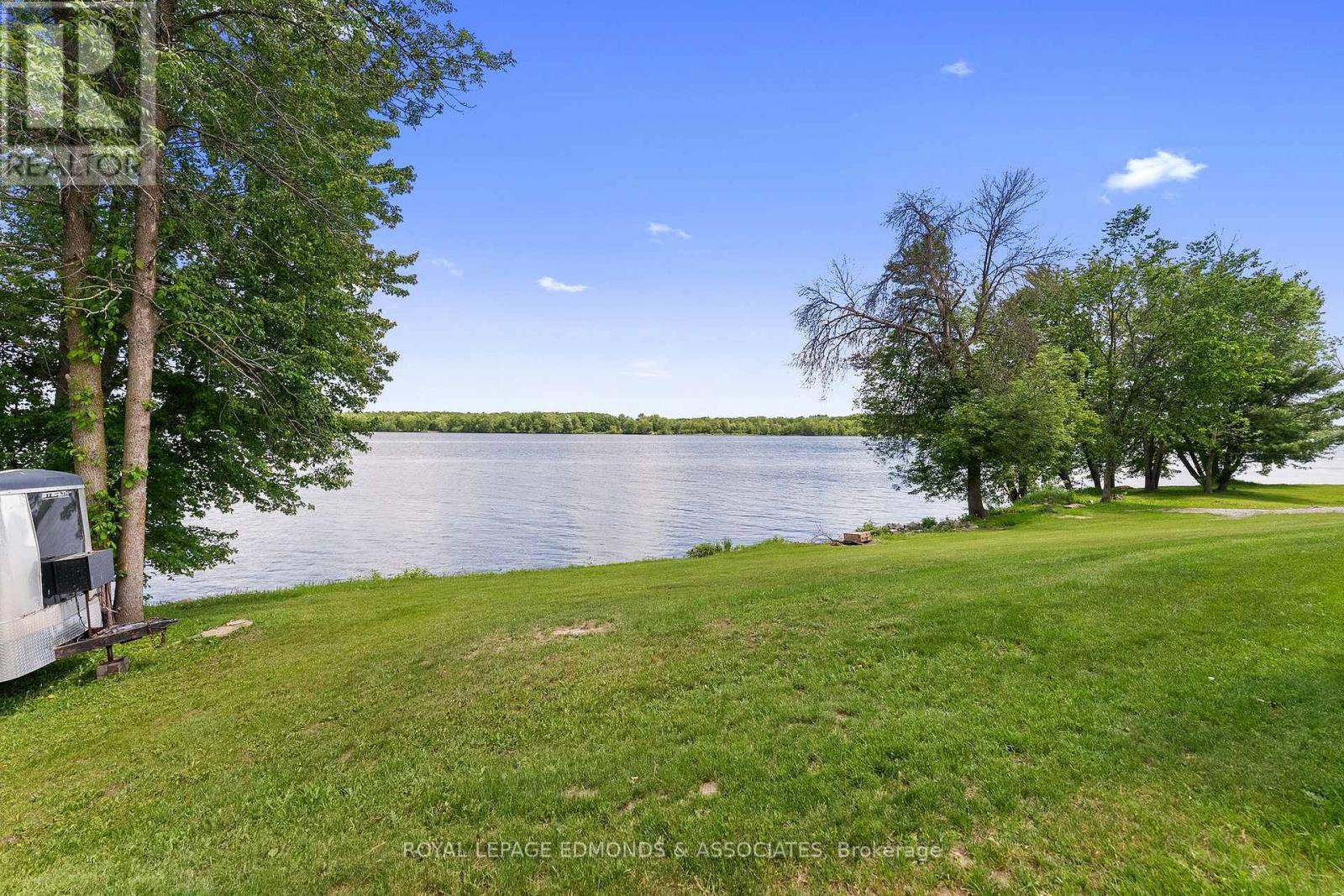 












160 LACROIX BAY ROAD

,
Whitewater Region,




Ontario
K0J2L0

