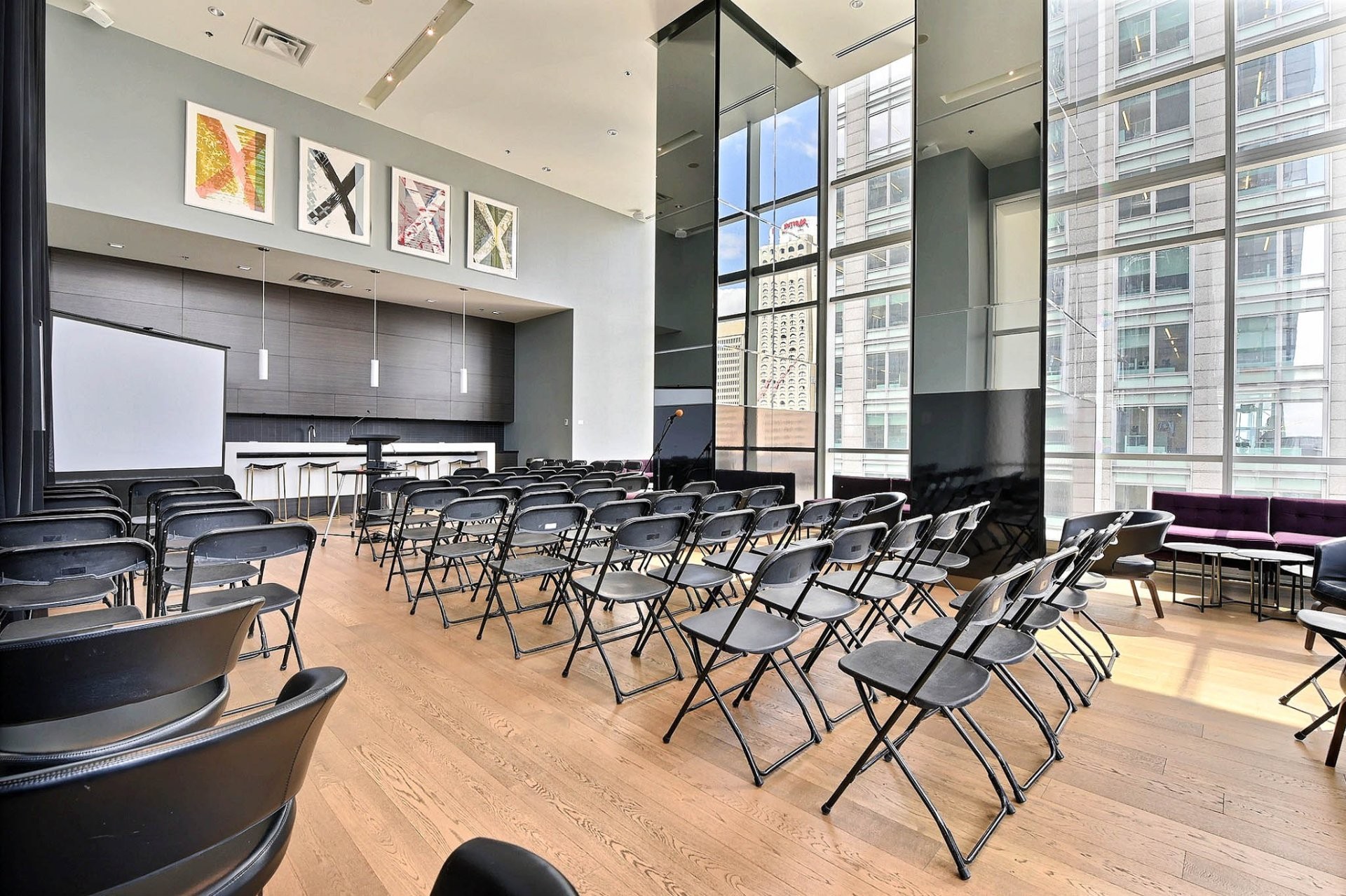









1050


Rue Drummond

, 2707,
Montréal (Ville-Marie),




QC
H3B0G3

