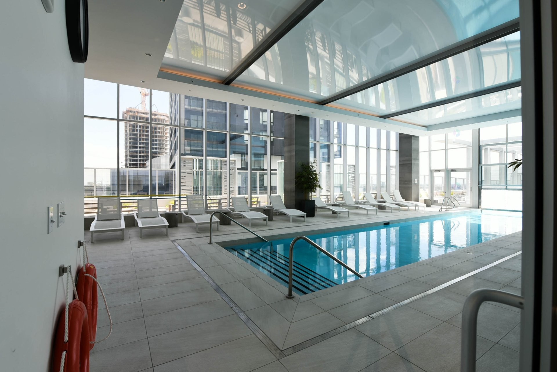 









1050


Rue Drummond

, 2707,
Montréal (Ville-Marie),




QC
H3B0G3

