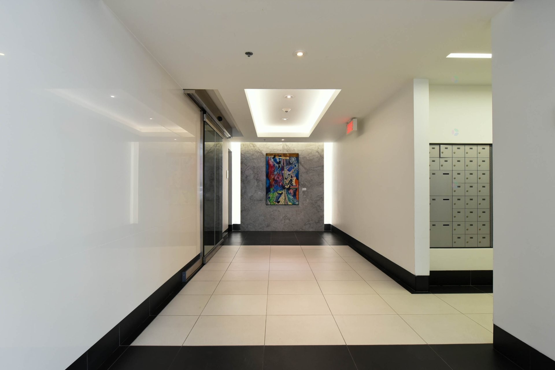 









1050


Rue Drummond

, 2707,
Montréal (Ville-Marie),




QC
H3B0G3

