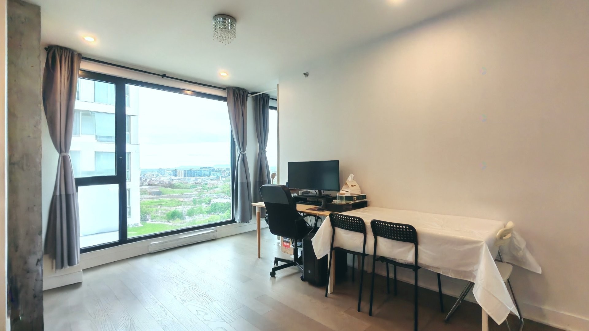 









2020


Boul. René-Lévesque O.

, 1611,
Montréal (Ville-Marie),




QC
H3H0B4

