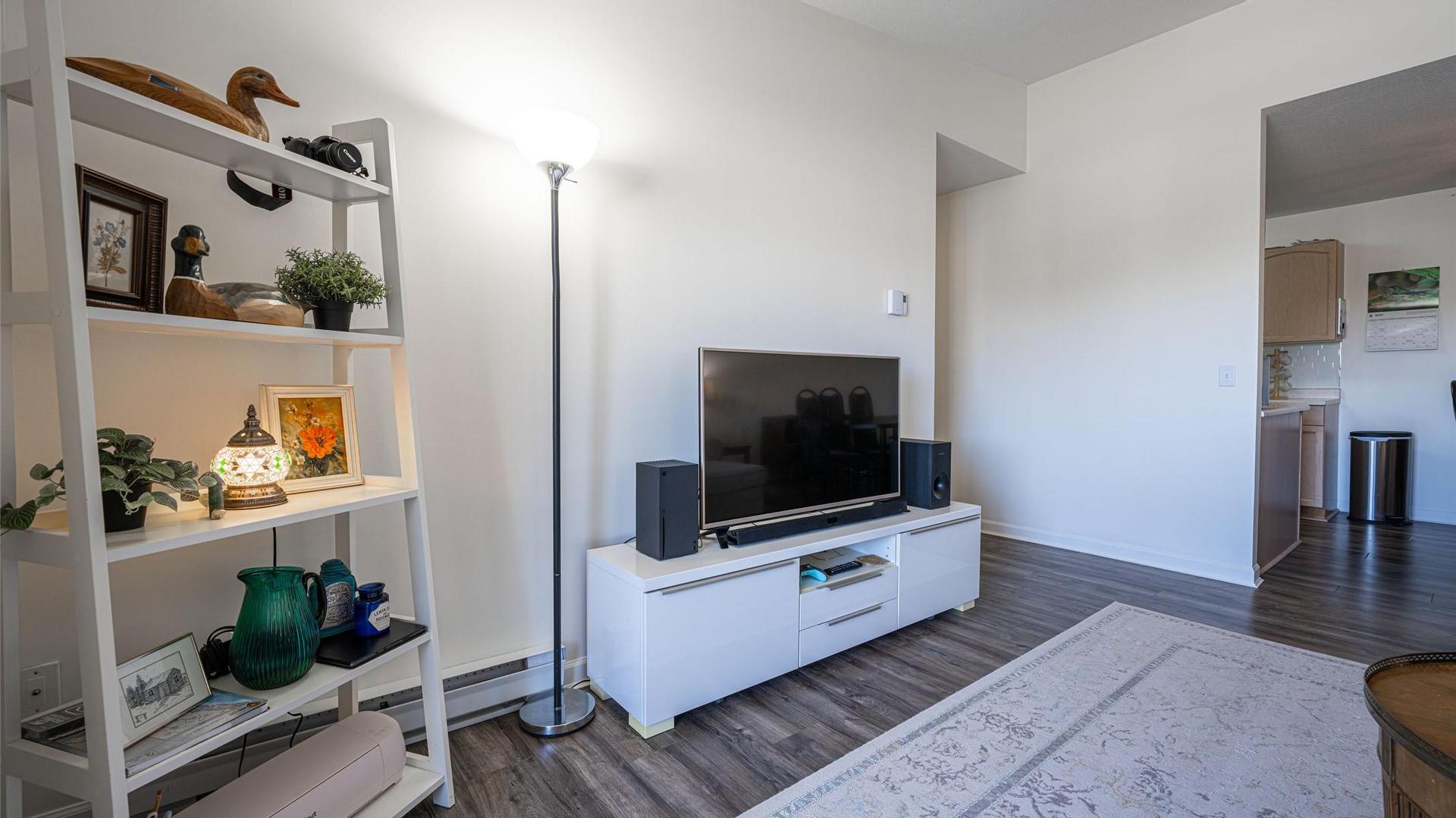 









3160


Casorso

Road, 407,
Kelowna,




BC
V1W 3L7

