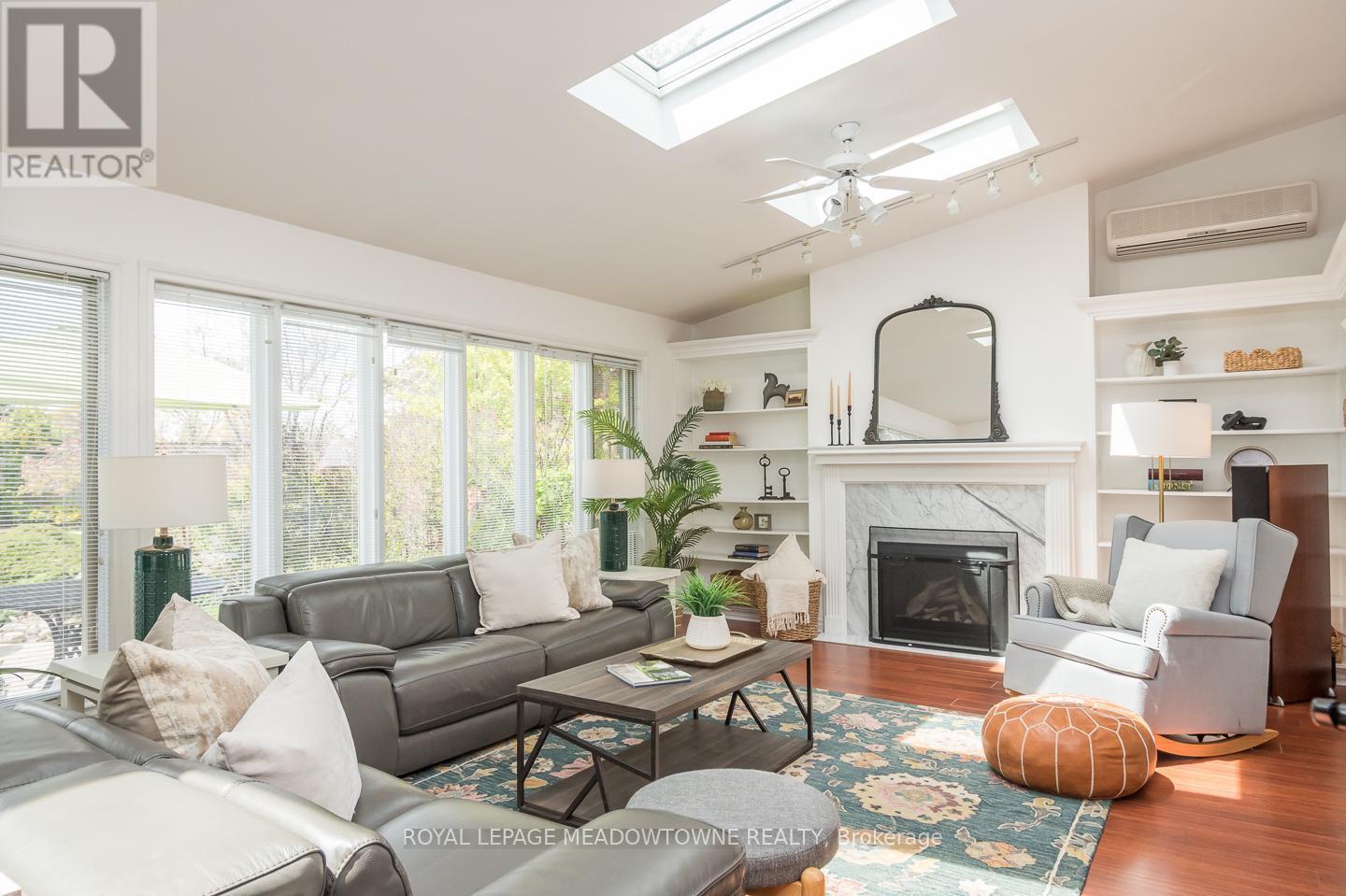 












855 MAPLE AVENUE

,
Milton,




Ontario
L9T3N3

