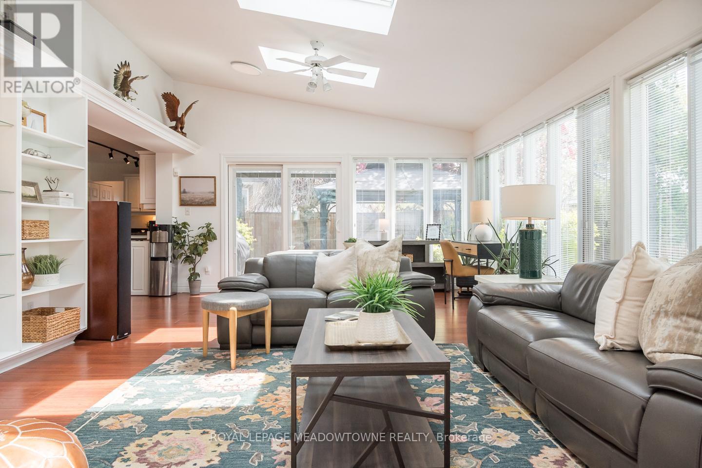 












855 MAPLE AVENUE

,
Milton,




Ontario
L9T3N3


