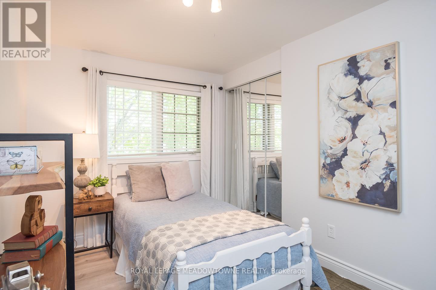 












855 MAPLE AVENUE

,
Milton,




Ontario
L9T3N3

