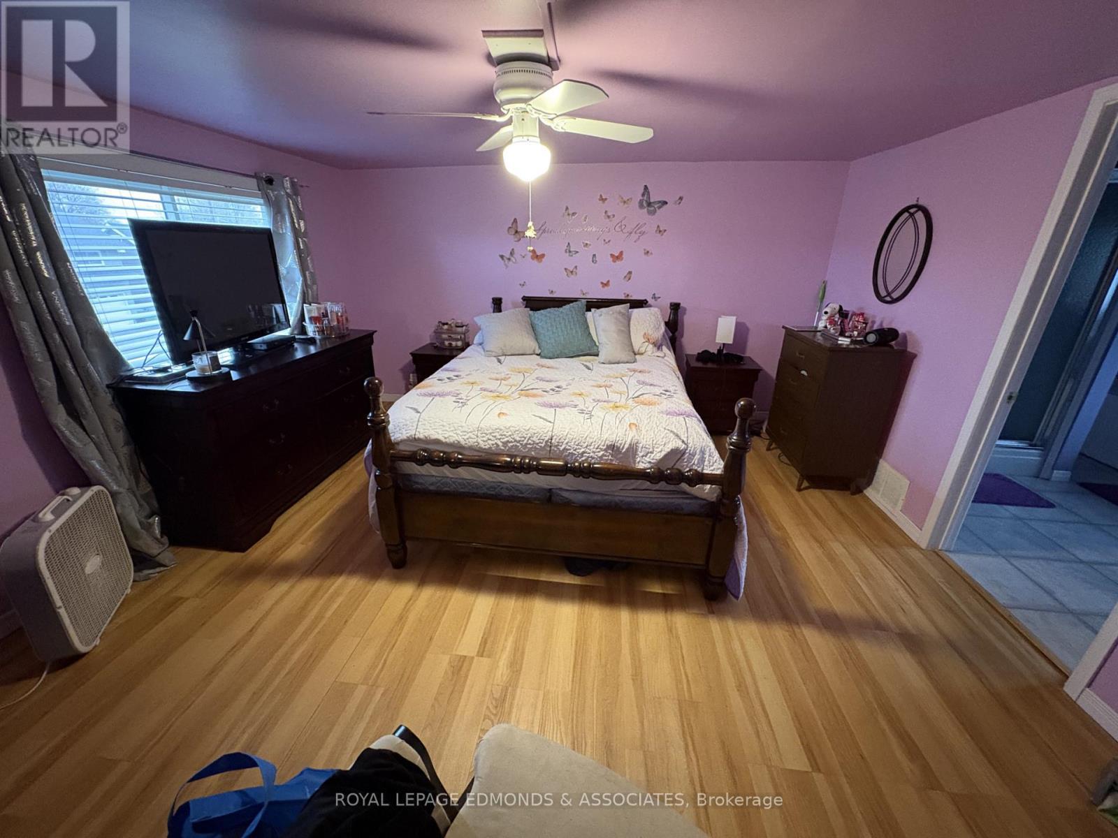 












650 LORNE STREET W

,
Laurentian Valley,




Ontario
K8A6T6

