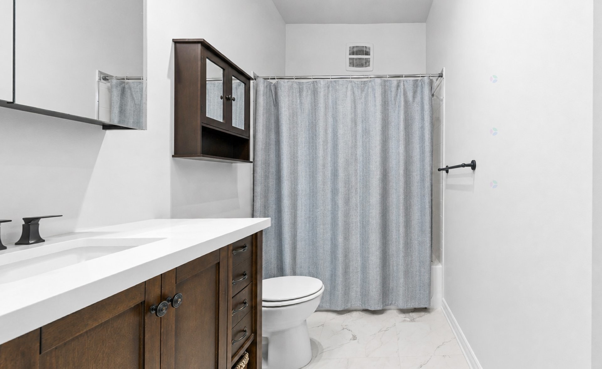 









49

 - 51


Rue Charles

,
Lachute,




QC
J8H2Y2

