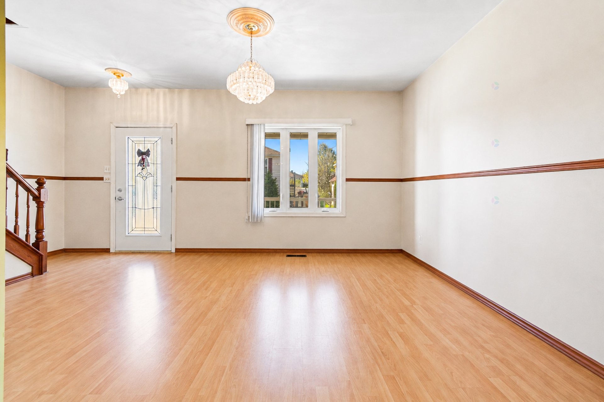 









49

 - 51


Rue Charles

,
Lachute,




QC
J8H2Y2

