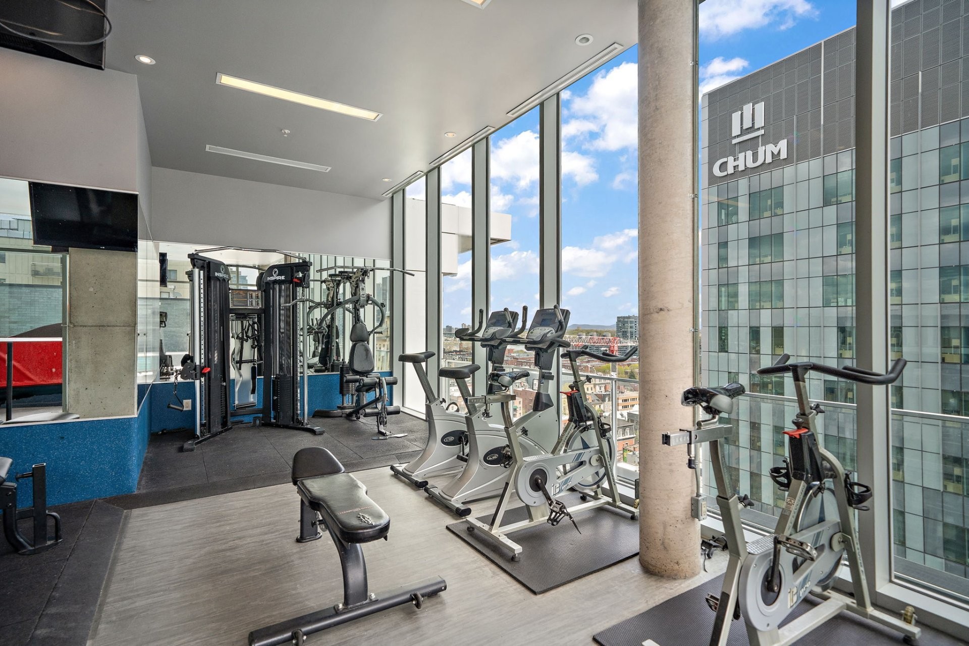 









1150


Rue St-Denis

, 916,
Montréal (Ville-Marie),




QC
H2X0B3

