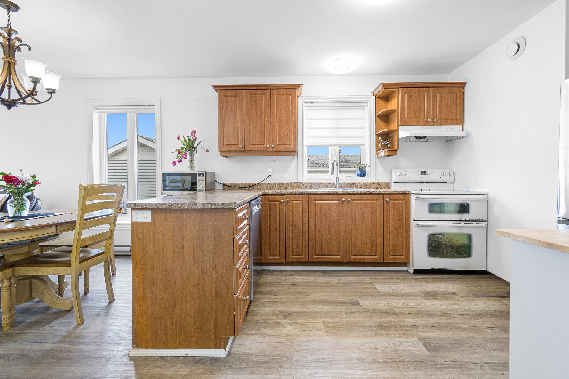









2


Rue Crooks

,
Grenville,




QC
J0V1J0

