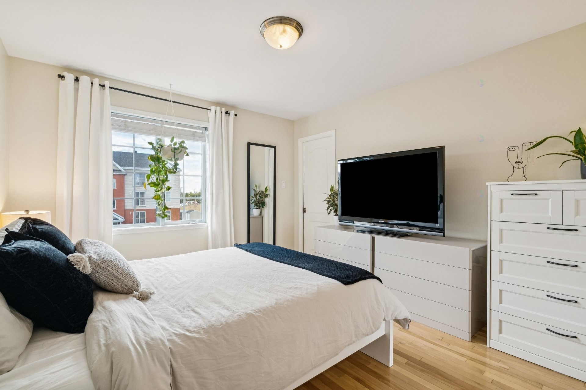 









2335


Rue des Roseaux

,
Marieville,




QC
J3M0B7

