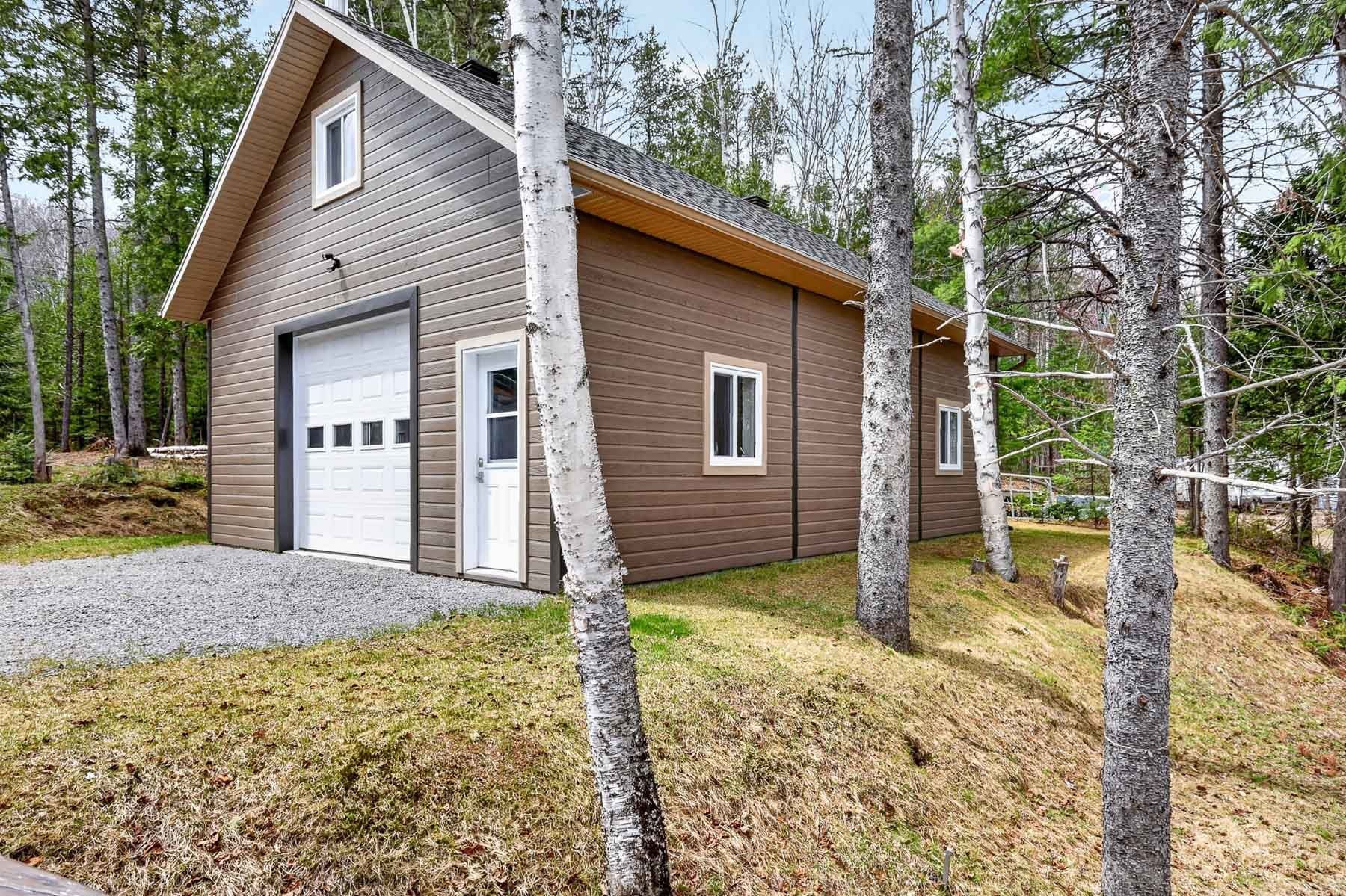 









2080


Ch. Doucet

,
Trois-Rives,




QC
G0X2C0

