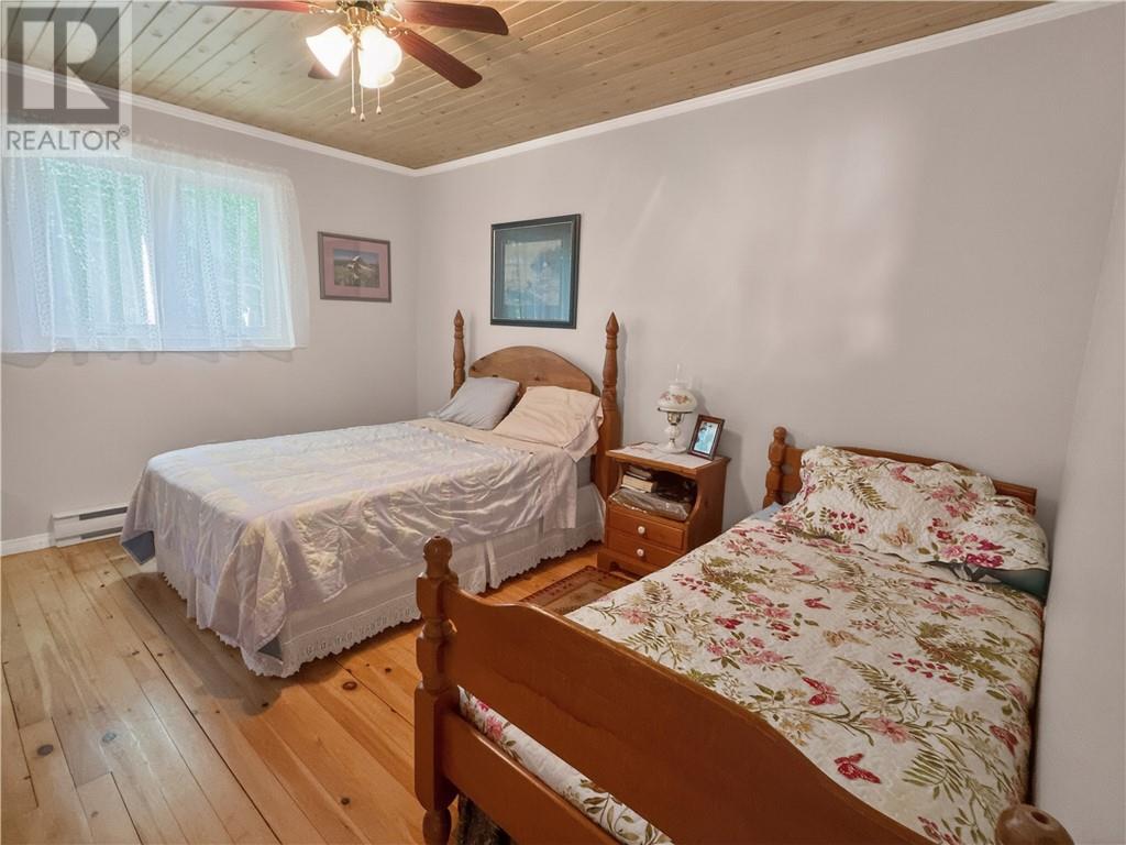 












700 Ice Lake Drive

,
Gore Bay, Manitoulin Island,




Ontario
P0P1H0

