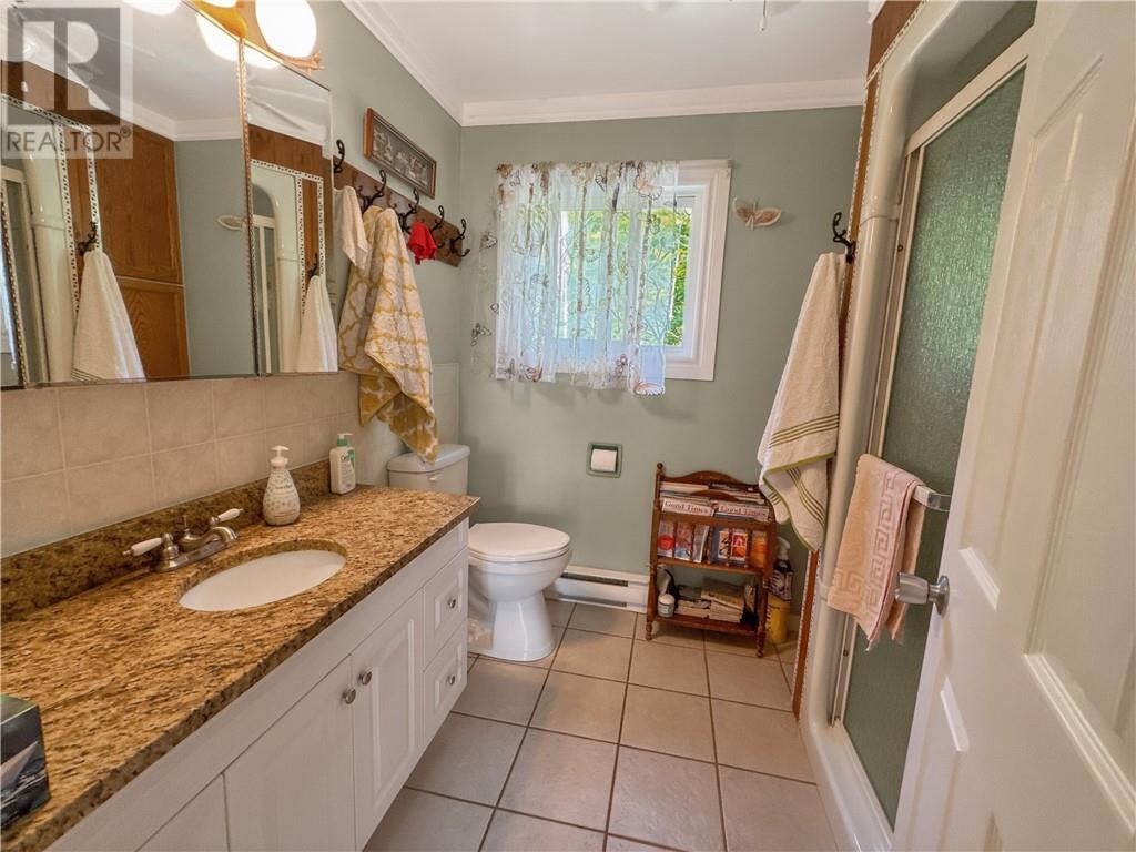 












700 Ice Lake Drive

,
Gore Bay, Manitoulin Island,




Ontario
P0P1H0

