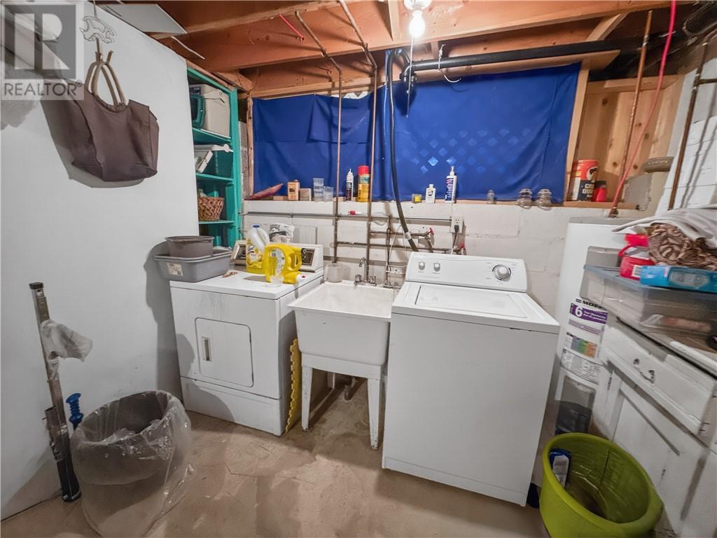 












700 Ice Lake Drive

,
Gore Bay, Manitoulin Island,




Ontario
P0P1H0

