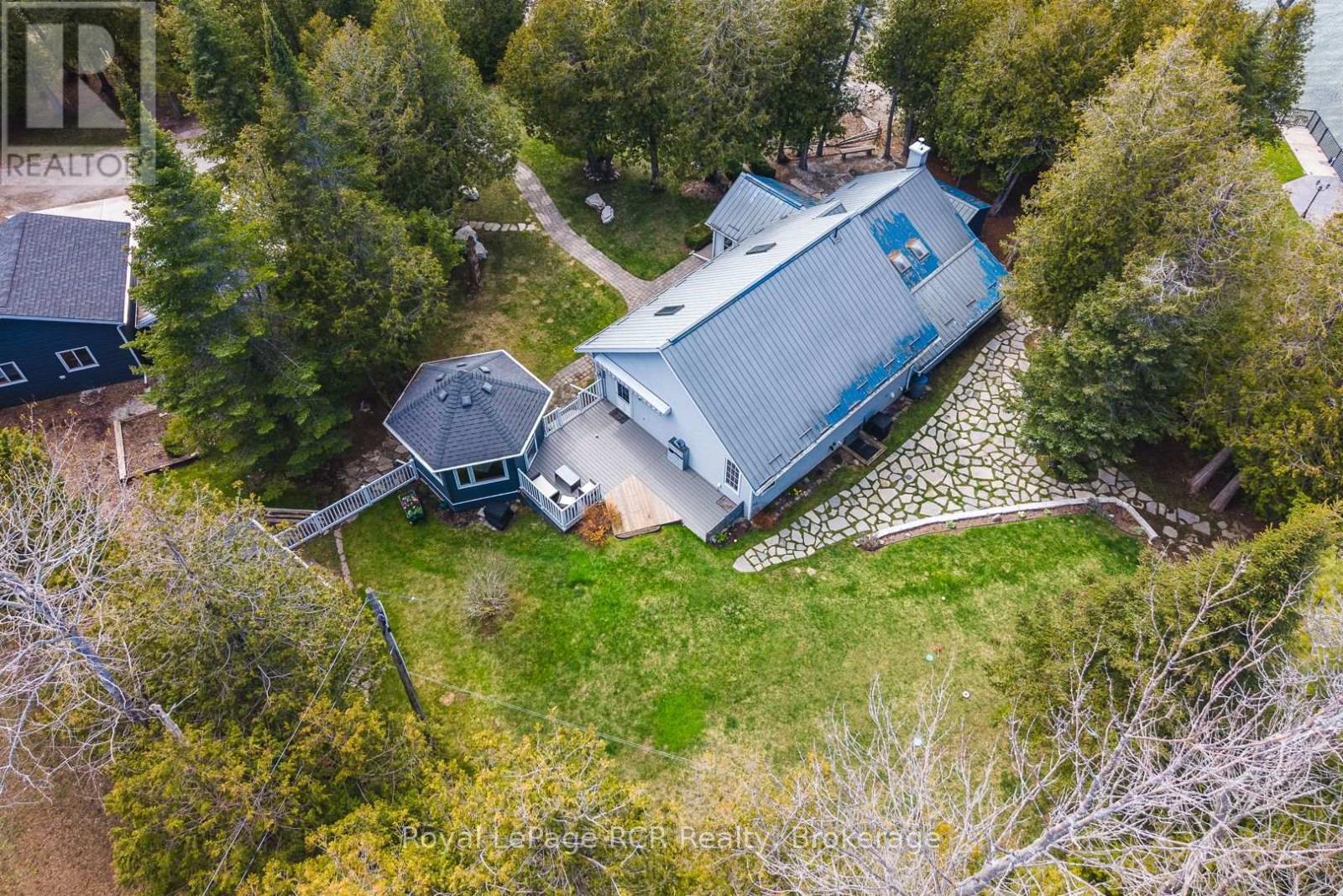 












502183 GREY ROAD 1 ROAD

,
Georgian Bluffs,




Ontario
N0H2T0

