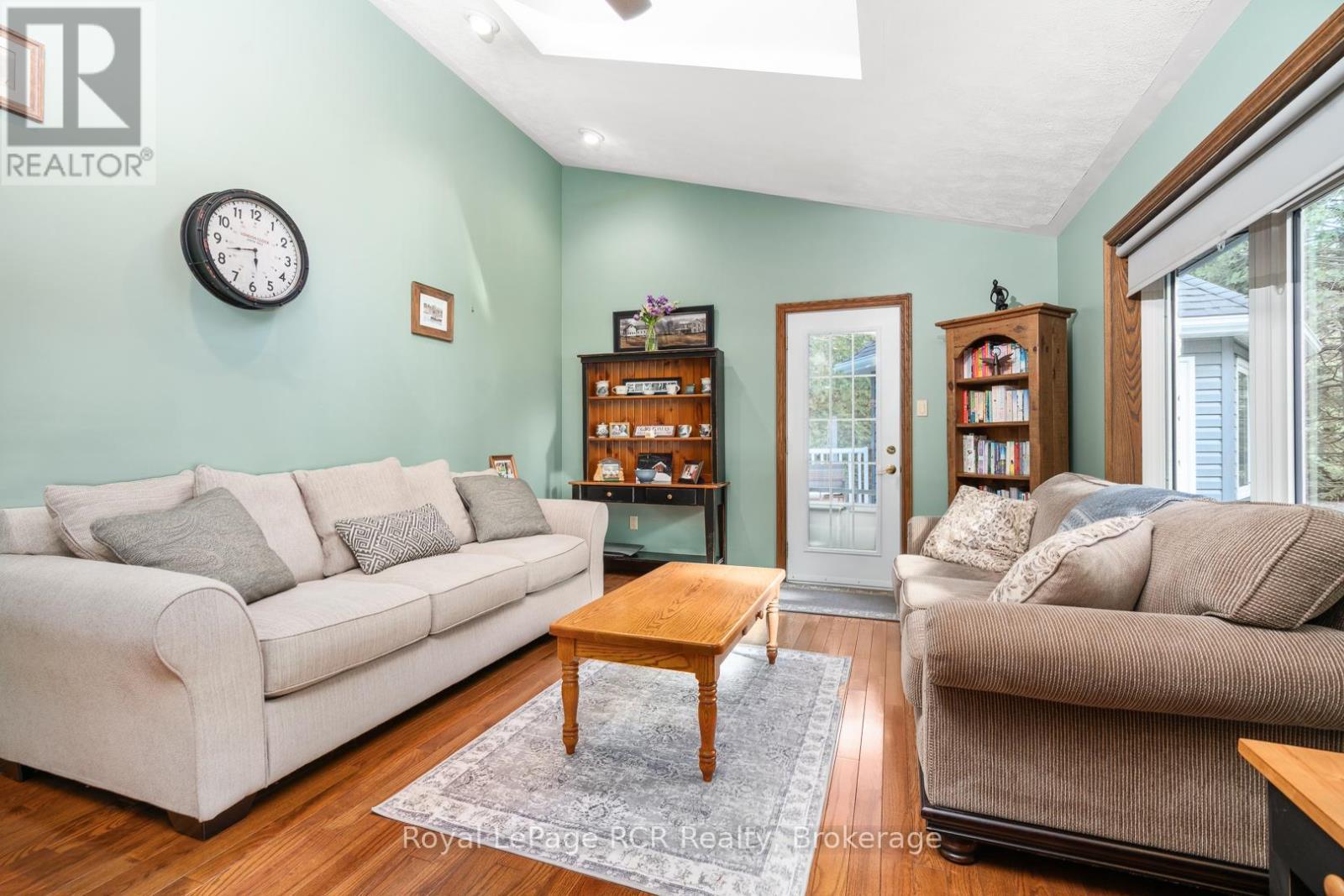 












502183 GREY ROAD 1 ROAD

,
Georgian Bluffs,




Ontario
N0H2T0

