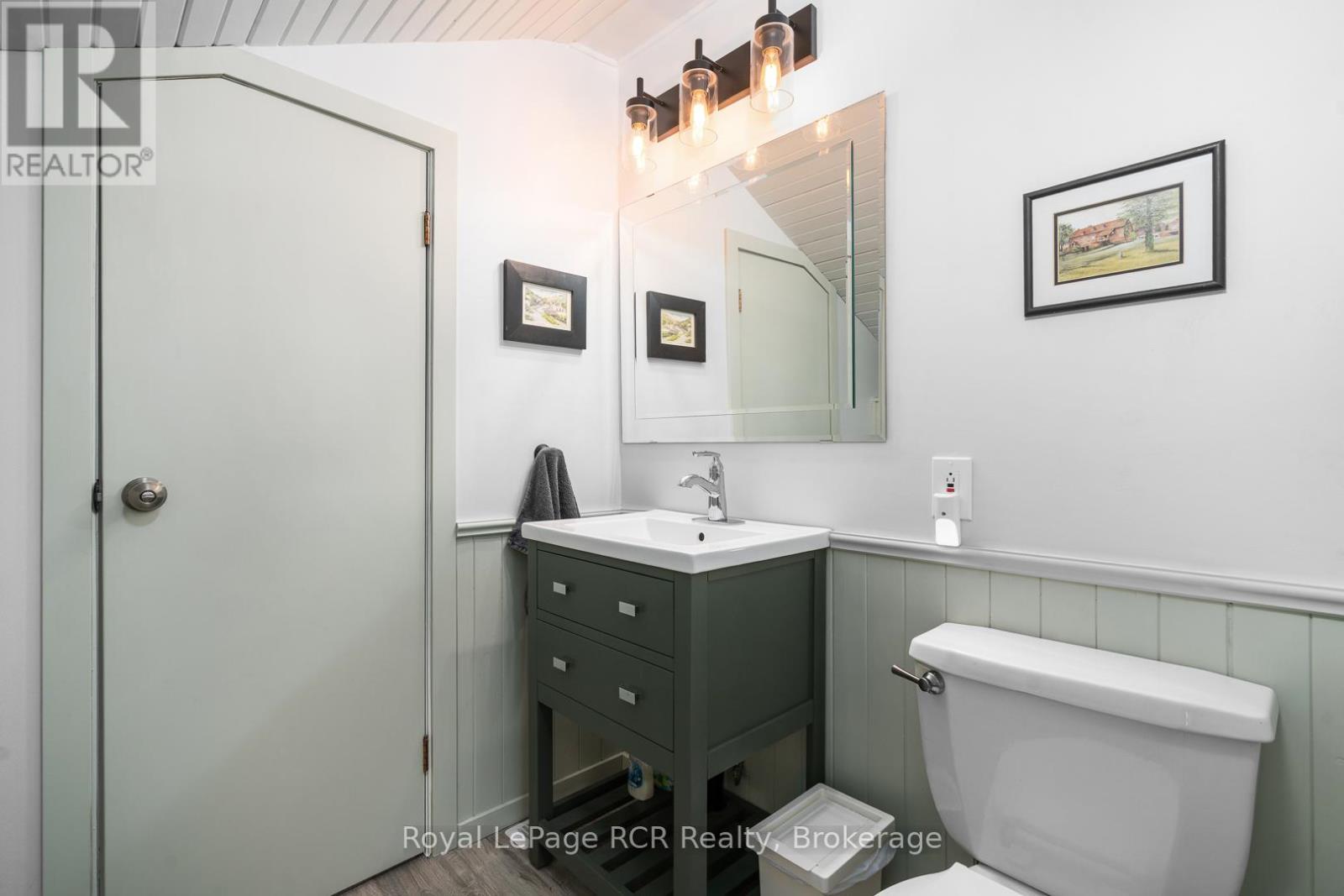 












502183 GREY ROAD 1 ROAD

,
Georgian Bluffs,




Ontario
N0H2T0

