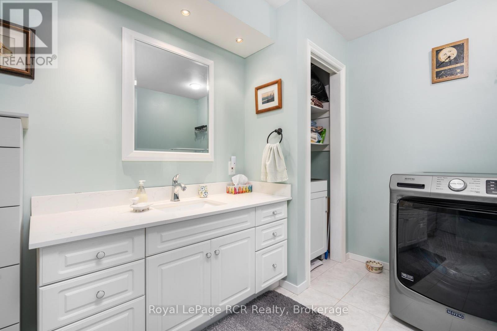 












502183 GREY ROAD 1 ROAD

,
Georgian Bluffs,




Ontario
N0H2T0

