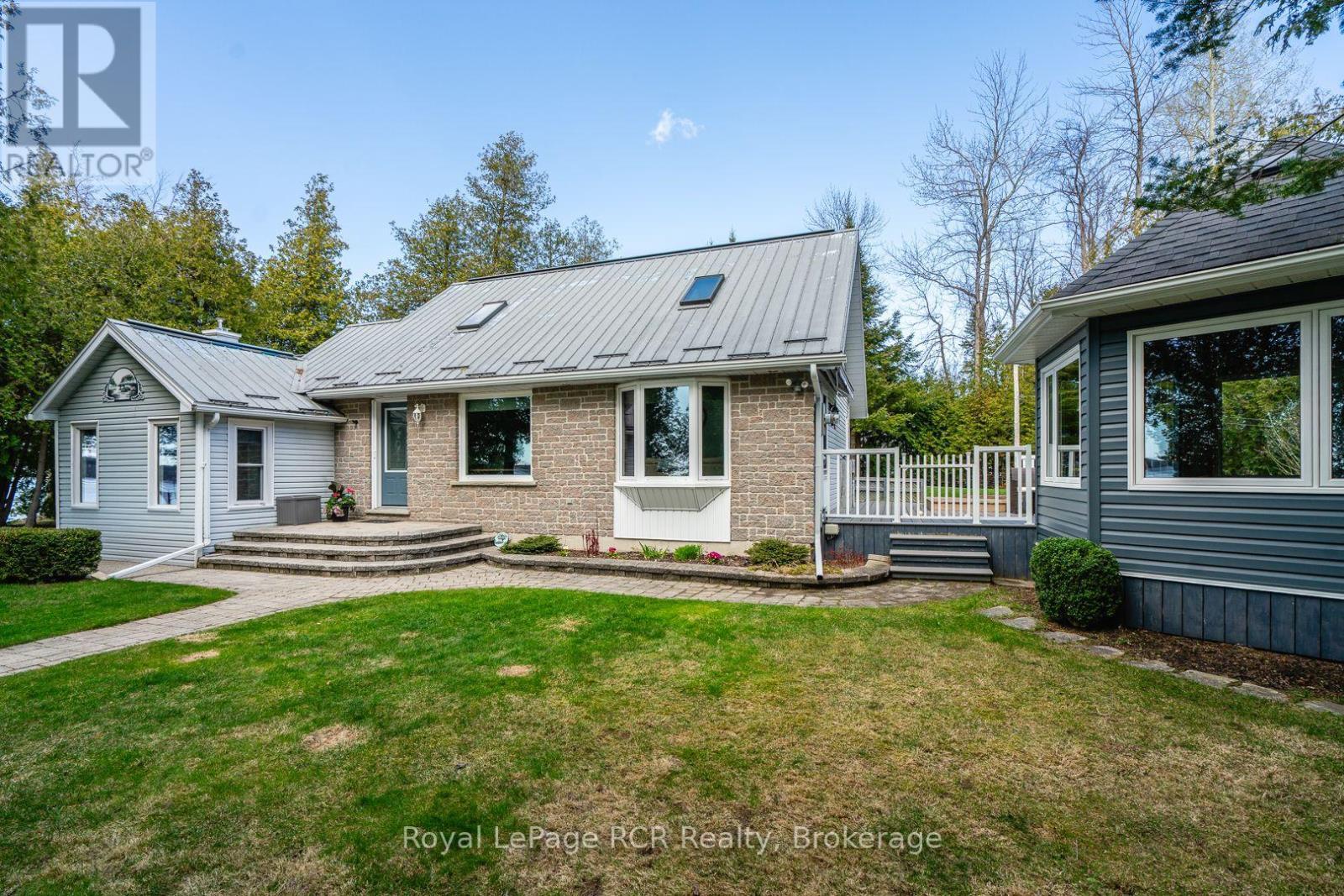 












502183 GREY ROAD 1 ROAD

,
Georgian Bluffs,




Ontario
N0H2T0

