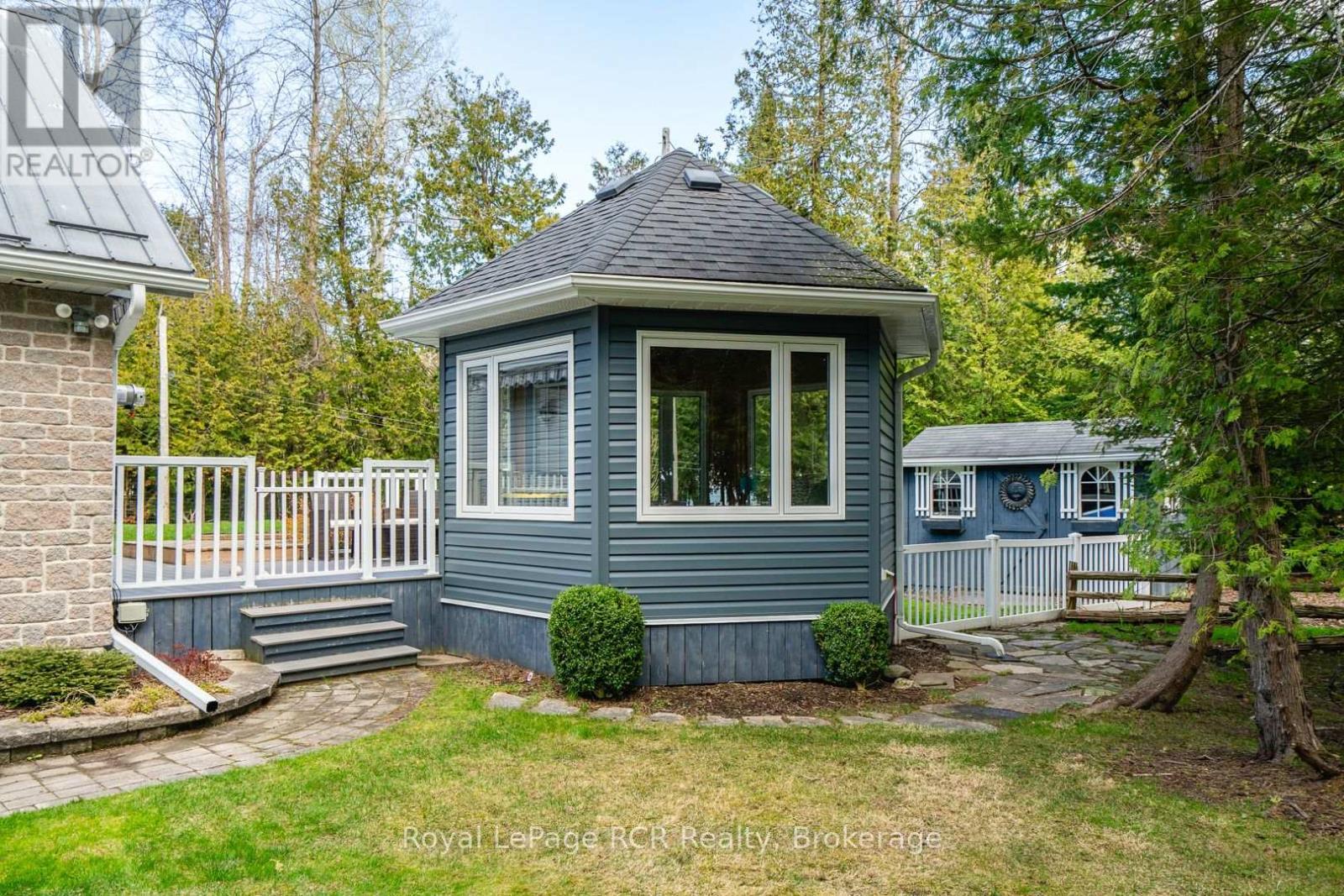 












502183 GREY ROAD 1 ROAD

,
Georgian Bluffs,




Ontario
N0H2T0

