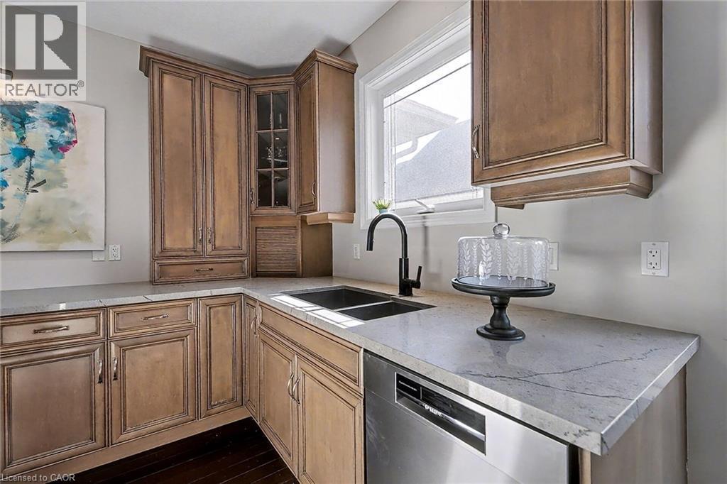 












8 ZADUK Place

,
Guelph,




Ontario
N1G0A7

