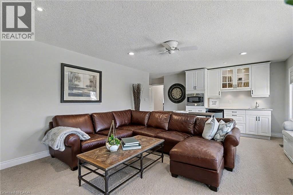 












8 ZADUK Place

,
Guelph,




Ontario
N1G0A7


