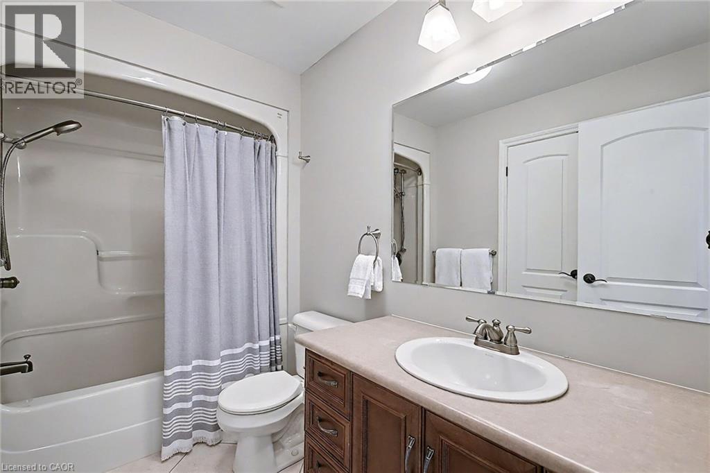 












8 ZADUK Place

,
Guelph,




Ontario
N1G0A7

