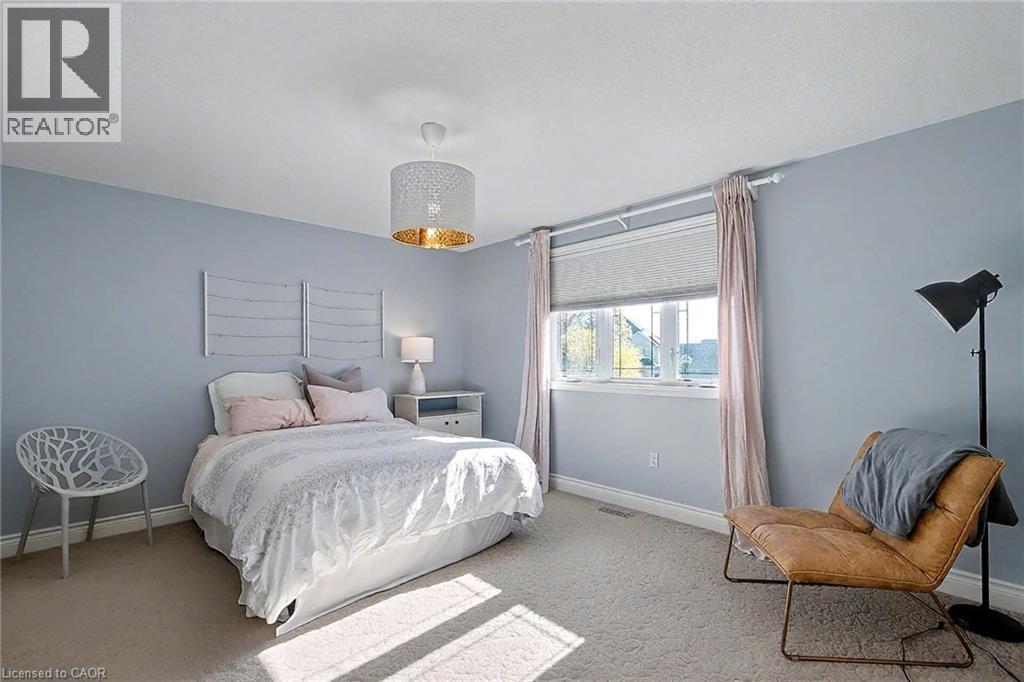 












8 ZADUK Place

,
Guelph,




Ontario
N1G0A7

