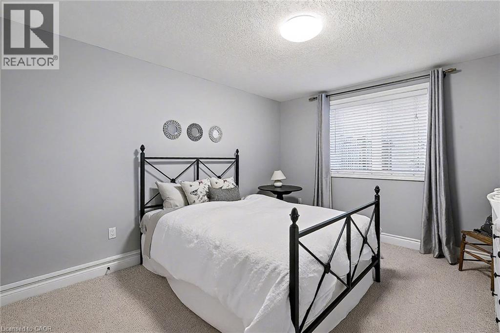












8 ZADUK Place

,
Guelph,




Ontario
N1G0A7

