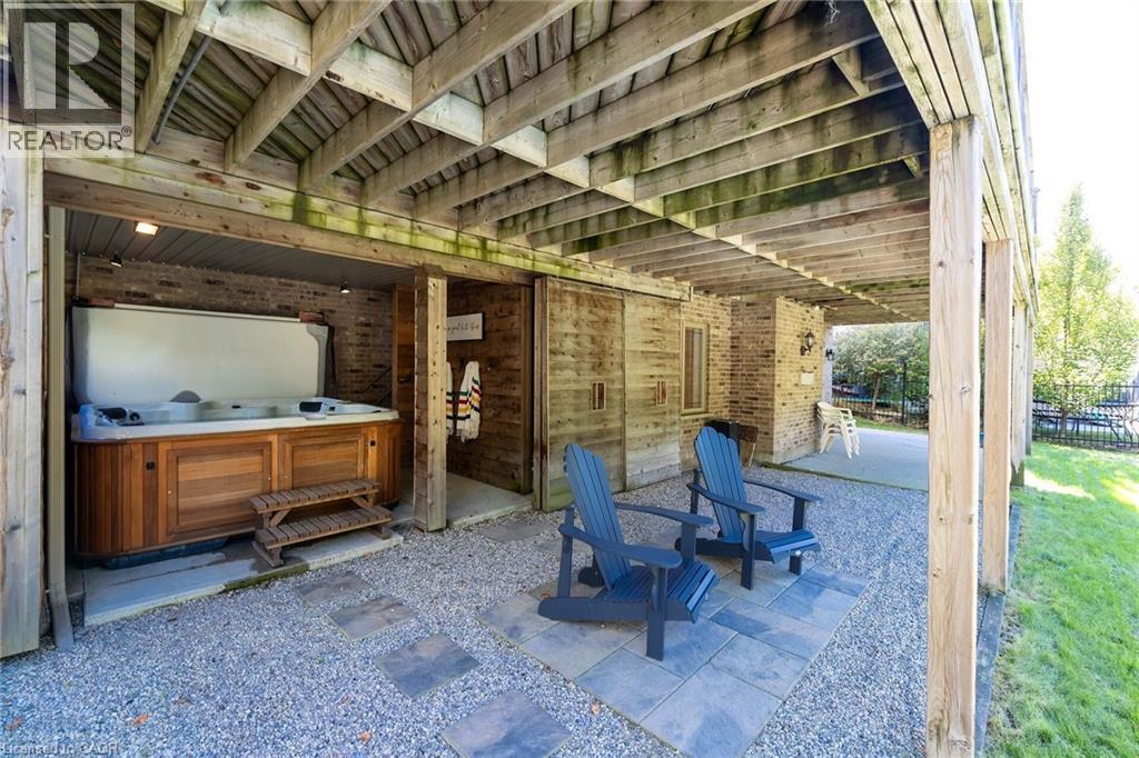 












8 ZADUK Place

,
Guelph,




Ontario
N1G0A7

