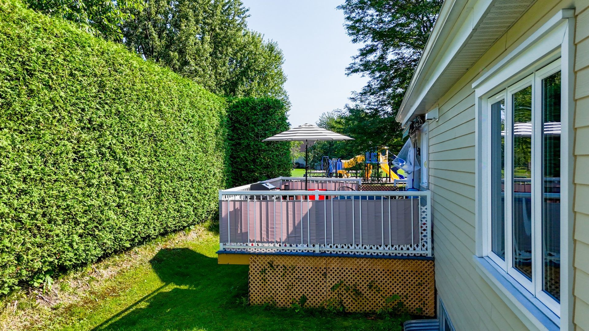 









762


Rue Genest

,
Magog,




QC
J1X4Y7

