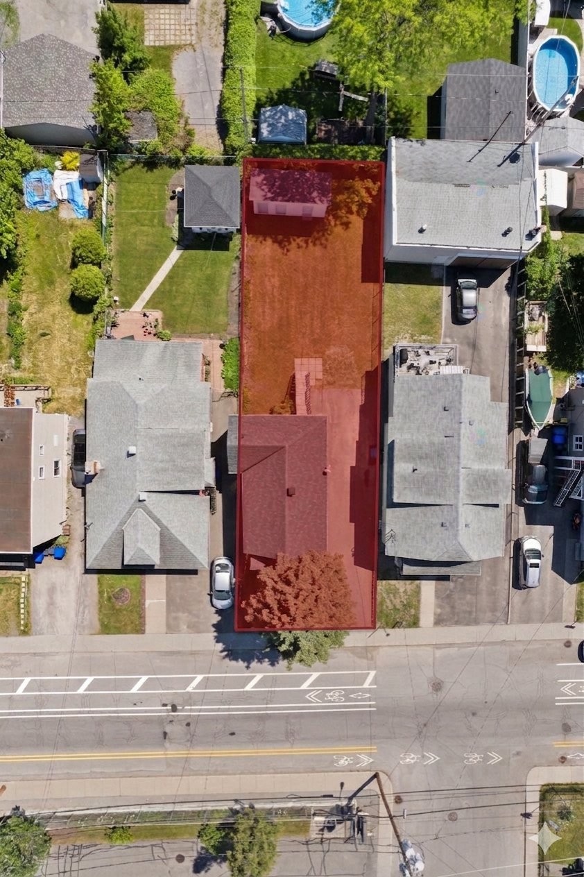 









83


Rue Wìgwàs

,
Gatineau (Hull),




QC
J8Y2W6

