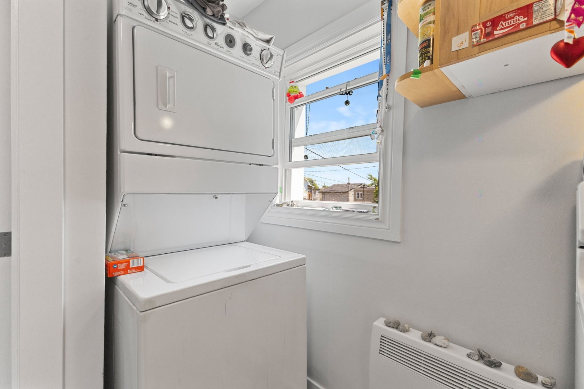









83


Rue Wìgwàs

,
Gatineau (Hull),




QC
J8Y2W6

