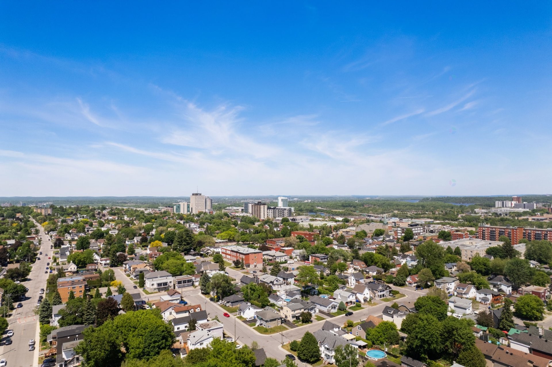 









83


Rue Wìgwàs

,
Gatineau (Hull),




QC
J8Y2W6

