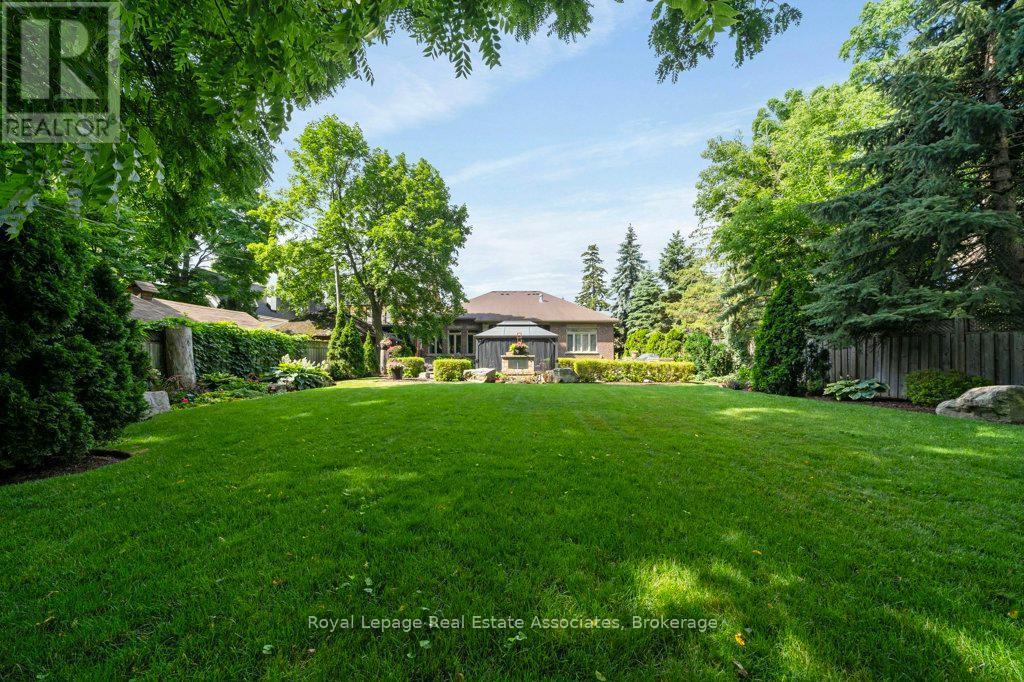 












46 SCOTT STREET

,
Brampton,




Ontario
L6V1S2

