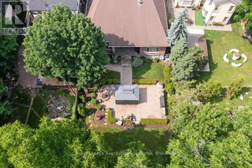 












46 SCOTT STREET

,
Brampton,




Ontario
L6V1S2

