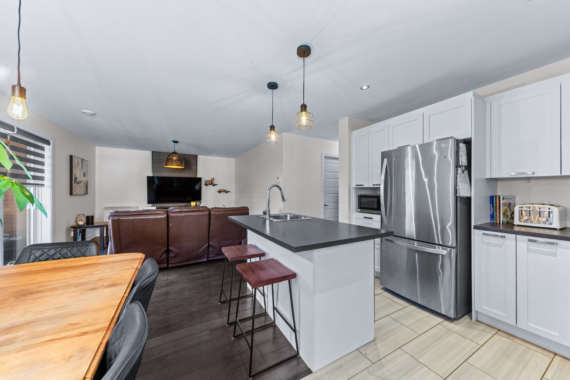 









78


Rue Chénier

, 101,
Saint-Philippe,




QC
J0L2K0

