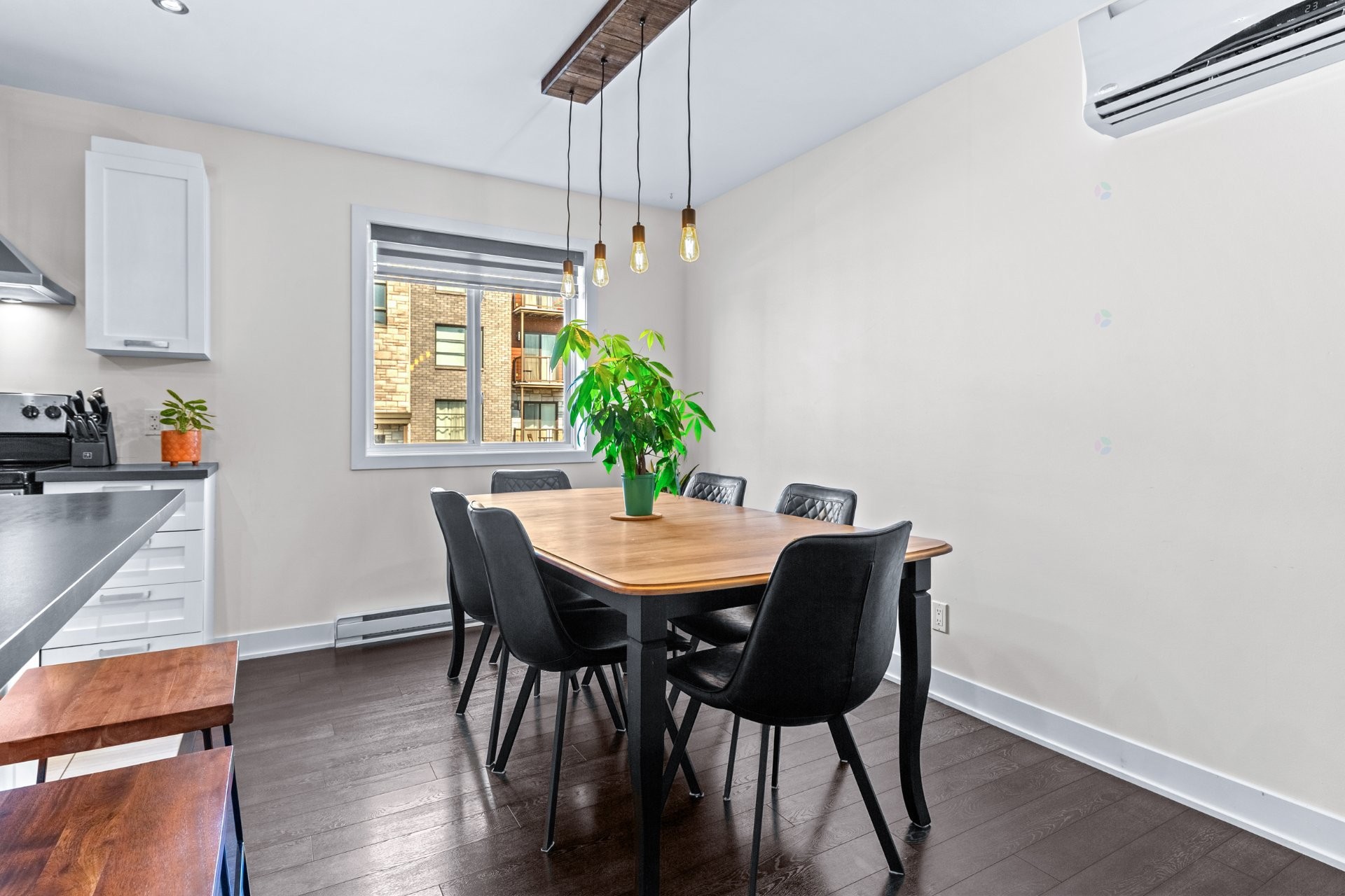 









78


Rue Chénier

, 101,
Saint-Philippe,




QC
J0L2K0

