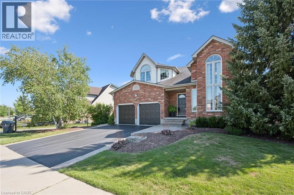












32 PINE RIDGE Drive

,
Guelph,




Ontario
N1L1K3

