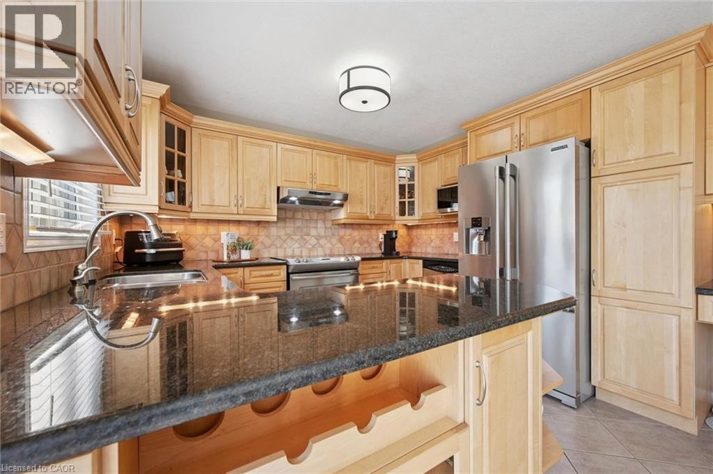 












32 PINE RIDGE Drive

,
Guelph,




Ontario
N1L1K3

