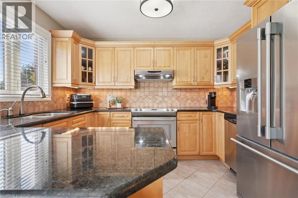 












32 PINE RIDGE Drive

,
Guelph,




Ontario
N1L1K3

