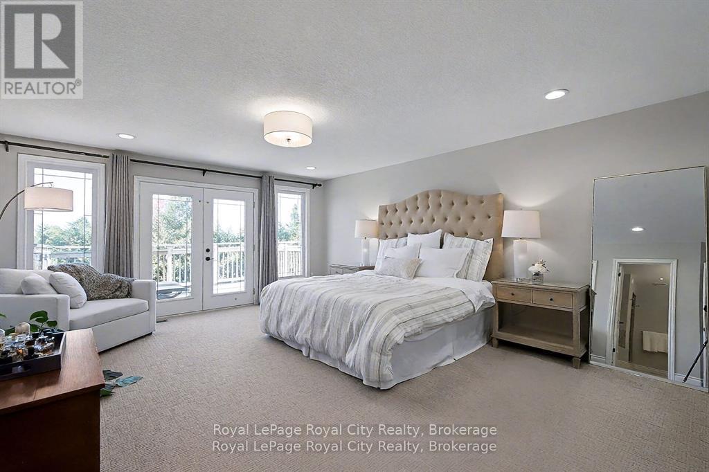 












8 ZADUK PLACE

,
Guelph (Kortright East),




Ontario
N1G0A7

