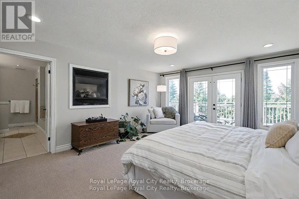 












8 ZADUK PLACE

,
Guelph (Kortright East),




Ontario
N1G0A7

