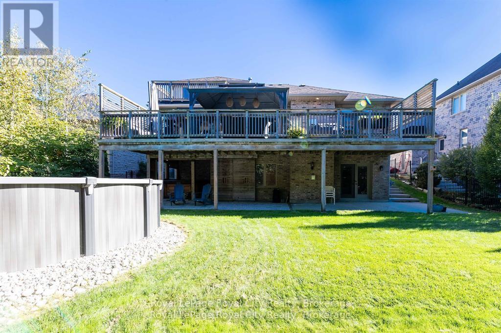 












8 ZADUK PLACE

,
Guelph (Kortright East),




Ontario
N1G0A7

